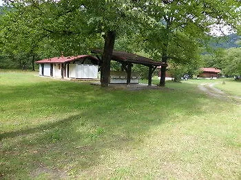 Hotel Camping L'Ecureuil - Mont-Blanc Village Domancy